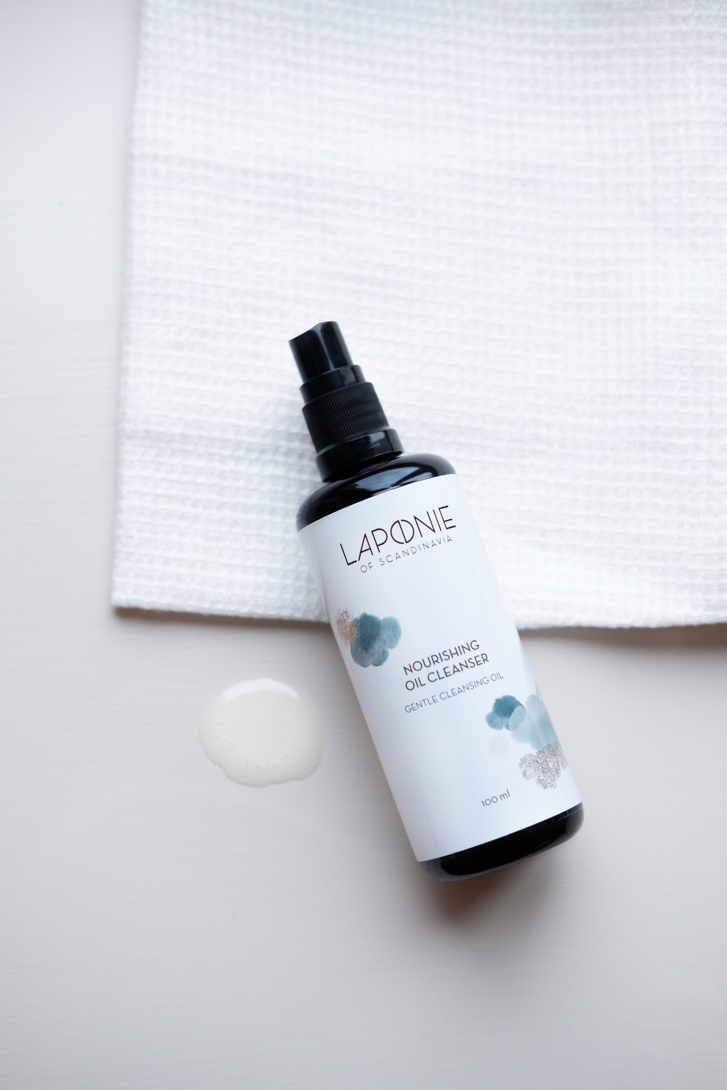 Laponie Nourishing Oil Cleanser