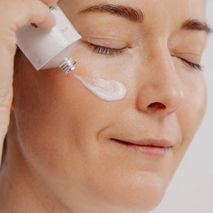 Laponie Rich Face Cream applied to cheek