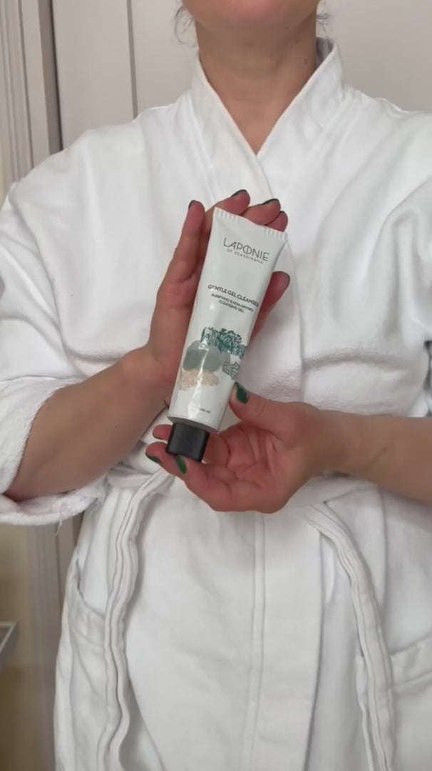 Kia using the gel cleanser