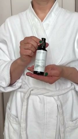 Kia using the Gentle Exfoliating Essence